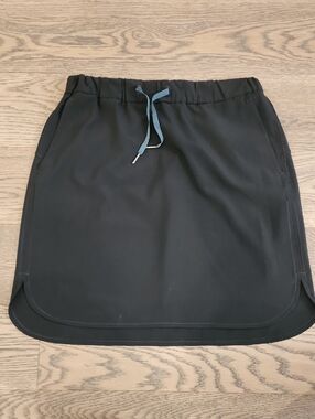 lululemon athletica Black Skirt with Blue Drawstring